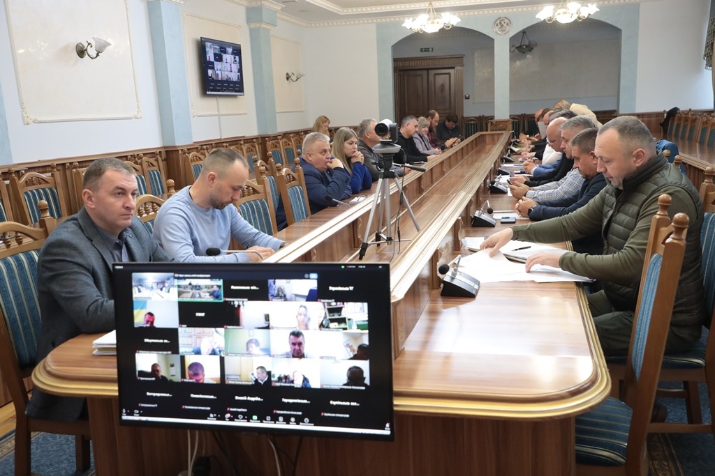 На Прикарпатті обговорили підготовку до ОЗП 2025/2026 в умовах атак