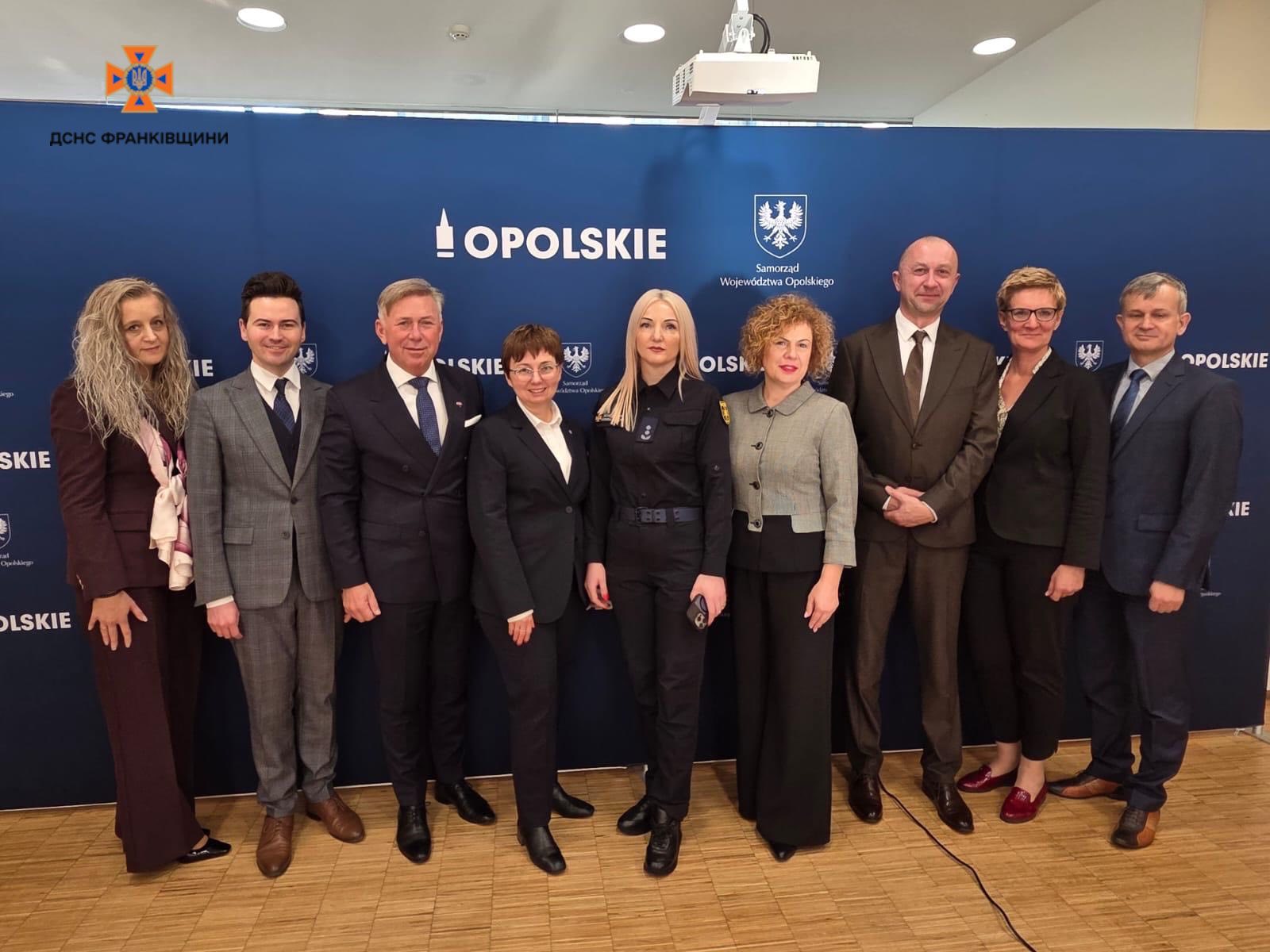 Рятувальники Прикарпаття отримали допомогу від польських партнерів