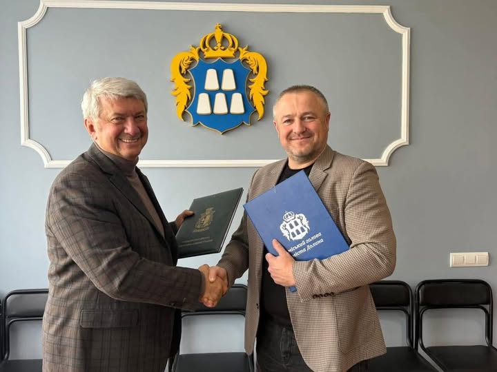 Долина та Рубіжне зміцнюють партнерство в межах проєкту «Пліч-о-пліч»