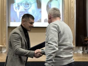 Тепла пам’ять про Ярослава Лесіва: Літературний вечір у коледжі фізичного виховання