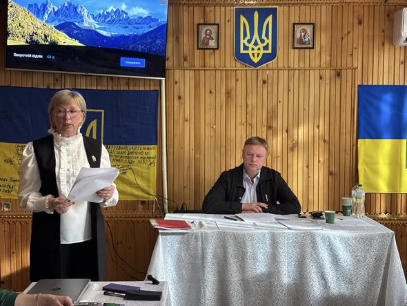 Відбулося засідання позачергової п’ятдесят п’ятої сесії Верховинської селищної ради восьмого скликання