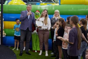 У ТРЦ Veles Mall напередодні дня Святого Миколая відбувся розважальний захід для дітей