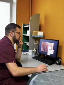 Відновили слух:  лікарі Івано-Франківської центральної лікарні провели успішне оперативне втручання