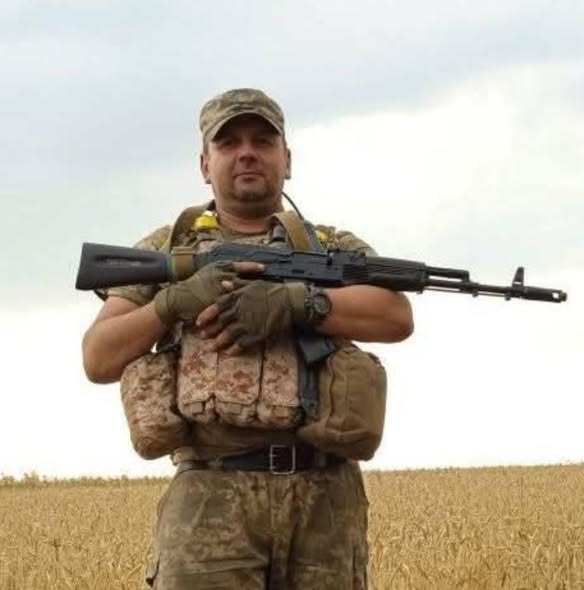 Під час виконання бойових дій загинув житель селища  Верховина – Максимович Василь