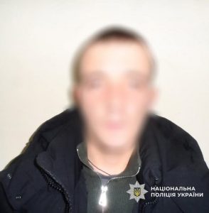 Поліцейські Прикарпаття викрили двох чоловіків, які організували канал незаконного переправлення військовозобов’язаних через державний кордон