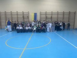 У Крихівецькому ліцею відбулися спортивні змагання «Веселі старти», присвячені Дню Збройних Сил України