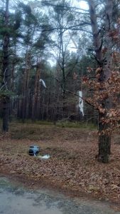 Контрабанда повітрям дала збій: прикордонники виявили кулю з білоруськими цигарками на Волині