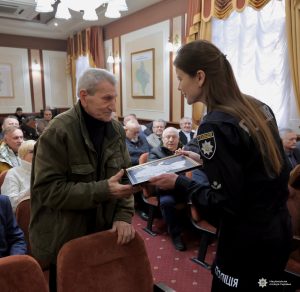 У Прикарпатській поліції вшанували ветеранів та пенсіонерів МВС і Національної поліції