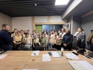 Світло надії: Вифлеємський вогонь миру прибув до Кутської громади