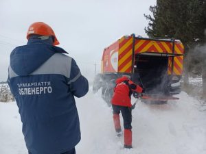 Городенківщина: внаслідок сильного снігопаду та хуртовини, без електропостачання тимчасово залишилися села Лука, Уніж та Монастирок
