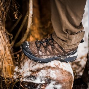 Франкфуртське зоологічне товариство передало взуття для служби державної охорони Карпатського НПП