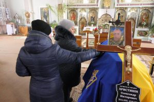 Калуська громада попрощалася із військовослужбовцем Олександром Христиніним