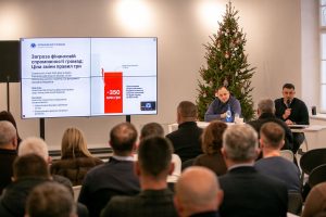 Муніципальний діалог на Прикарпатті: самоврядці, парламентарі та експерти обговорили фінансову спроможність громад у 2026 році