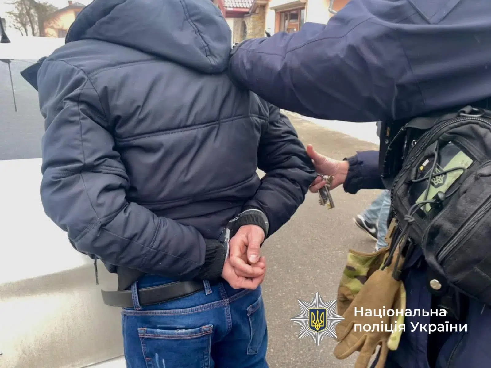 Напад у центрі Богородчан: рецидивіст із Херсонщини побив та пограбував пенсіонера