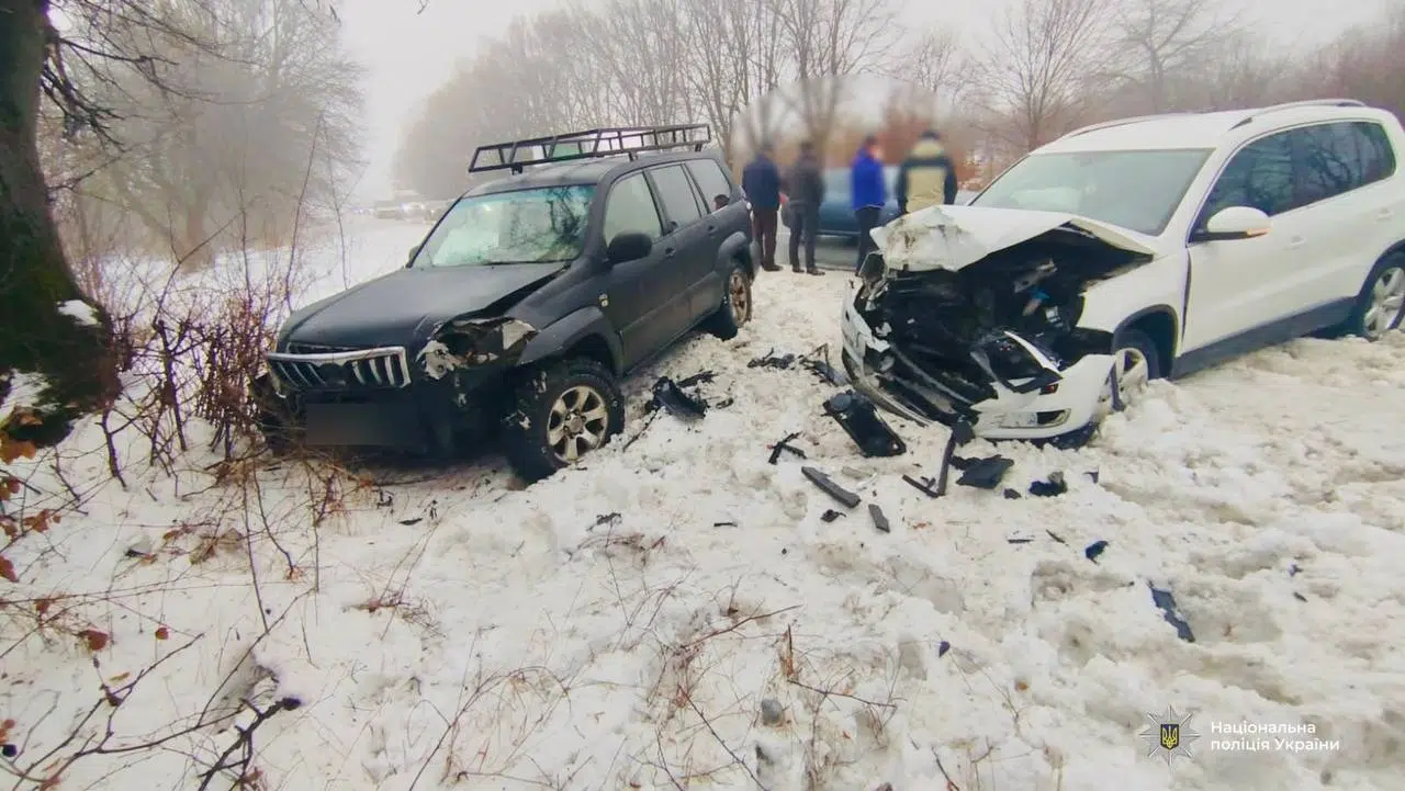 Невдалий обгін: у Березівці зіткнулися Volkswagen та Toyota
