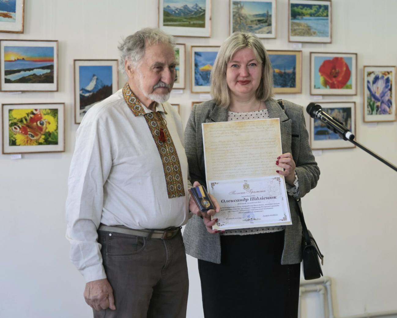 В Калуші відкрили персональну фотовиставку Олександра Підліснюка