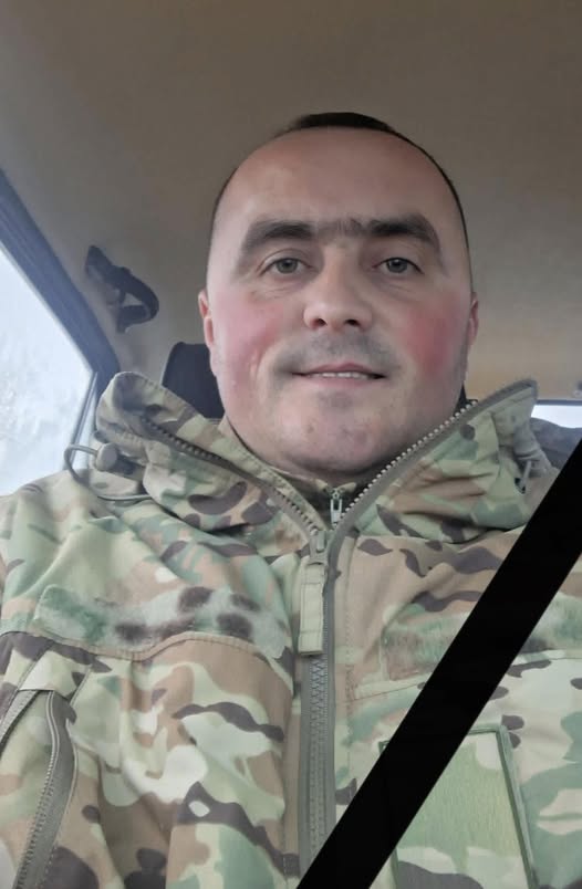 На війні загинув військовий з сел. Обертин Василь Гринишин