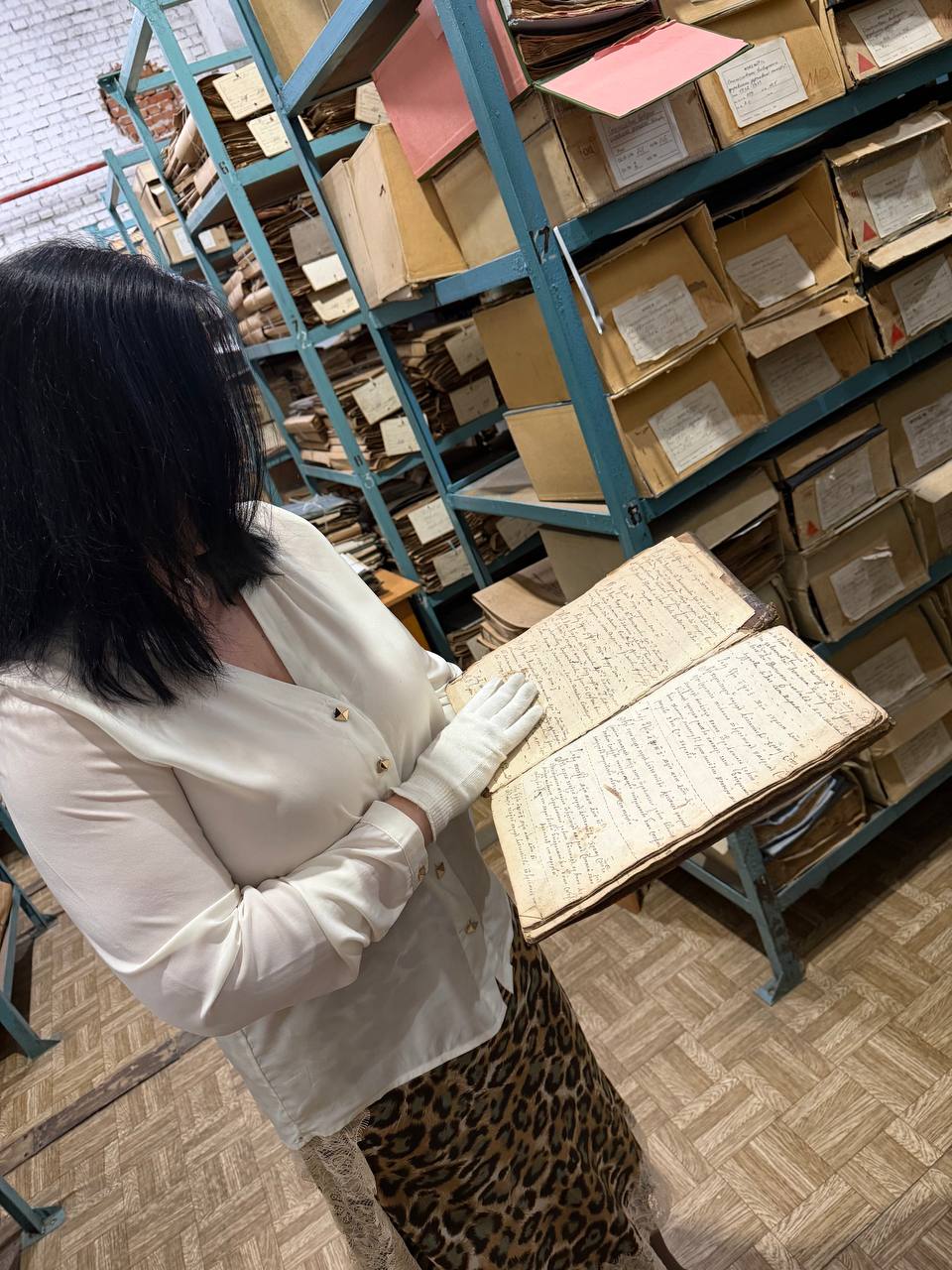 Івано-Франківська юстиція передала до обласного архіву книги за 1950 рік