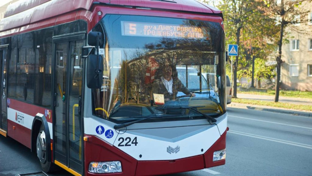 Зміни в русі комунального транспорту Івано-Франківська 22 березня