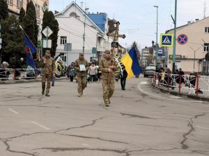 Надвірнянська громада провела в останню путь Героя — Григораша Ярослава Ярославовича