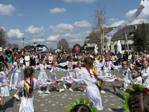 У селі Голинь велично відзначили другий день Великодніх свят