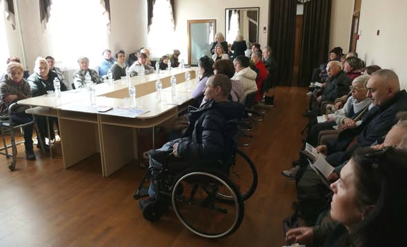 У Калуші обговорили питання безпеки та захисту осіб з інвалідністю від домашнього насильства